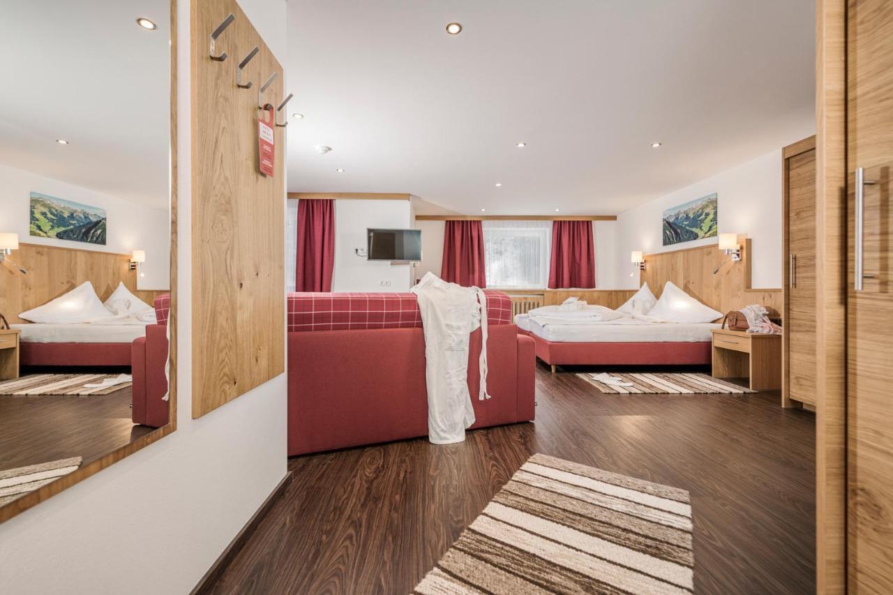 Hotel Kirchlerhof Тукс Экстерьер фото