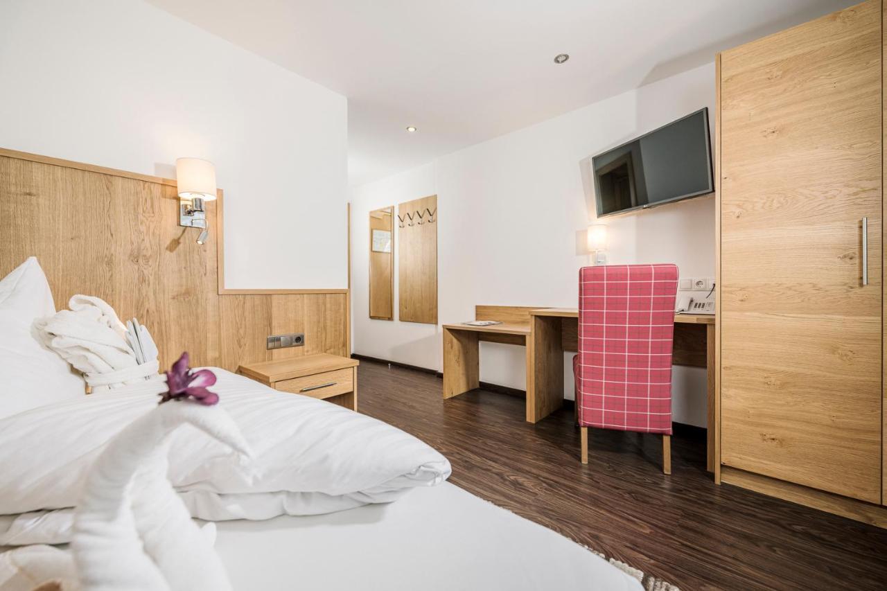 Hotel Kirchlerhof Тукс Экстерьер фото